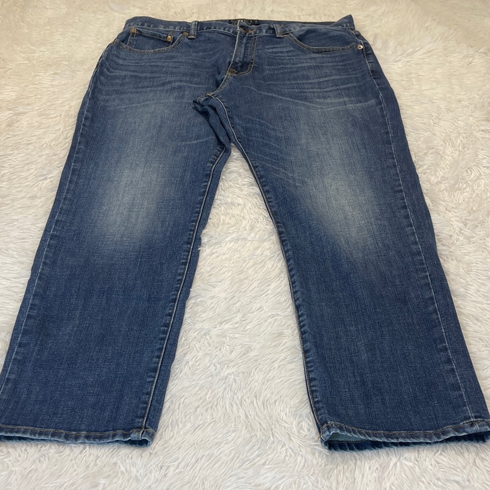 Lucky Brand MENS 221 ORIGINAL STRAIGHT SIZE 36/30 Fit Blue Jeans